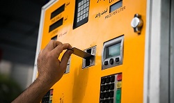  بنزین ۱۵۰۰ تومانی از ابتدا منتفی بود 