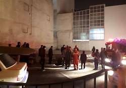مفقود شدن2نفر در کانال زیرزمینی خیابان پیروزی