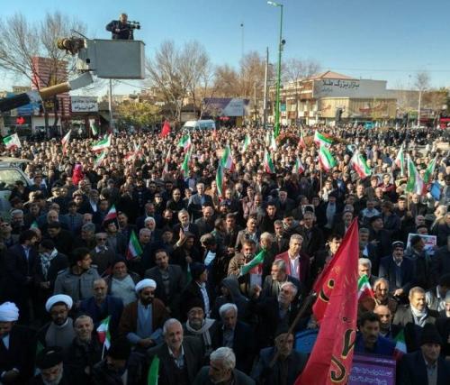  عکس/ قیام مردم کرمانشاه علیه فتنه‌گران