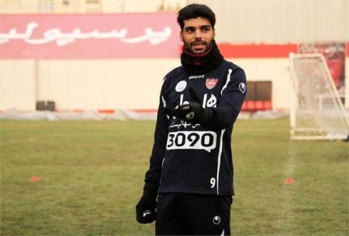جنجال ودرگیری در تمرین پرسپولیس:خدافظی ستاره جنجالی از باشگاه/شاه ماهی در تمرین قهر کرد