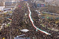 مردم ایران آمادگی آزادی کامل ندارند