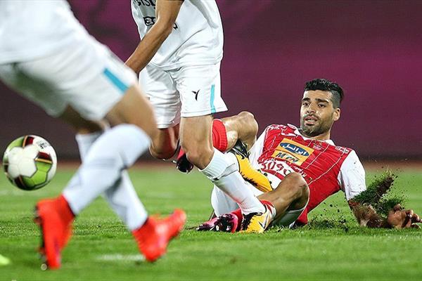 ازشایعه تا واقعیت :دست های پشت پرده دلیل جدایی اقای گل شد/دومین مهاجم پرسپولیسی خواهان جدایی 