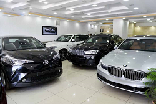 عرضه خودروهای خارجی به بازار