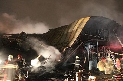 آتش‌سوزی گسترده در کارگاه مبل
