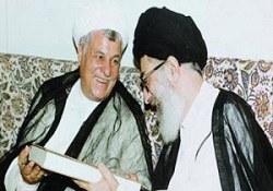 فیلم/دفاع مرحوم هاشمی ازرهبرشدن آیت الله خامنه ای
