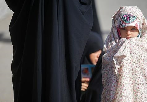 دختری که «نماز باران» خواند؛ دخترانی که زیر برف رقصیدند+عکس