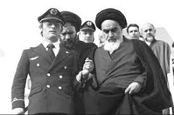 فیلم/ در روز ۱۲ بهمن ماه 1357 چه اتفاقاتی افتاد فیلم/ در روز ۱۲ بهمن ماه 1357 چه اتفاقاتی افتاد