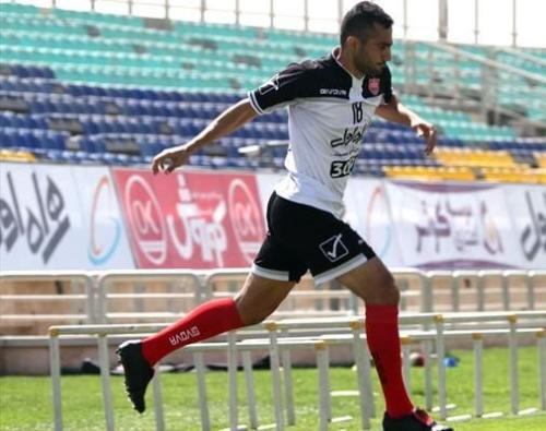 سوپرایز  نقل و انتقالات برانکو و پرسپولیس:دومین خرید جنجالی سرخ پوشان رسما به پرسپولیس پیوست/ چراغ سبز بازیکن محبوب برانکو برای با قرارداد با پرسپولیس 