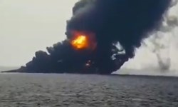 جمعی از خانواده‌های جانباختگان حادثه سانچی مقابل مجلس حضور یافتند