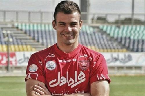زلزله در اردوگاه پرسپولیس:سومین ستاره جنجالی سرخ پوشان سازجدایی کوک کرد/پیشنهادی ویژه به اقای گل سرخ پوشان
