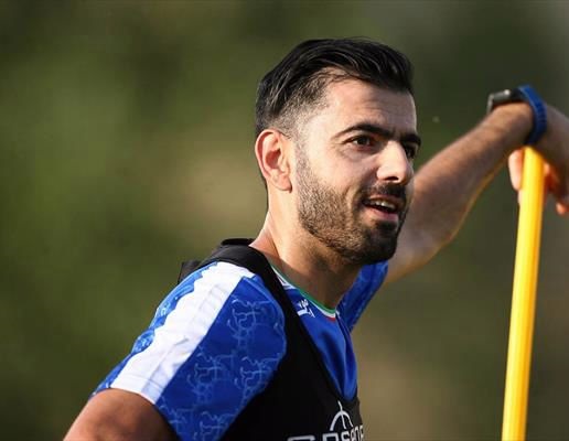 زلزله در اردوگاه استقلال:ستاره جنجالی ابی پوشان رسما از دیدارهای اسیایی کنار گذاشته شد/شاه ماهی استقلال نیمکت نشین شد