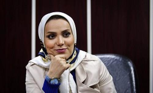 گپ وگفت با اولین زن استنداپ کمدین ایران 