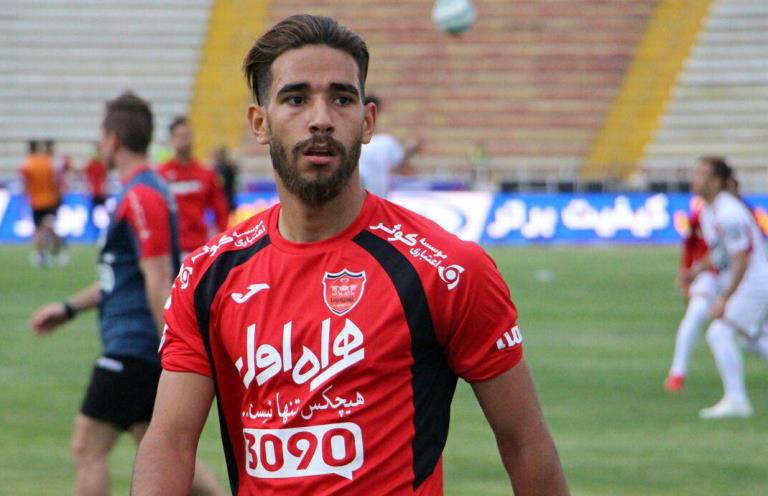 جنجال در اردوگاه پرسپولیس:خدافظی غیرمنتظره ستاره جنجالی سرخ پوشان از پرسپولیس/دومین تیرخلاص نقل و انتقالات به برانکو و پرسپولیس