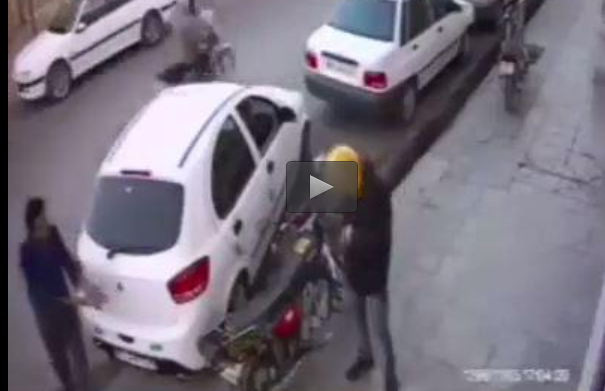 فیلم/ قتل به خاطر جای پارک ماشین در داراب