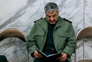  عکس/فرمانده سپاه در مراسم ختم شهدای پاسداران