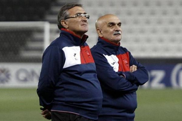 شوک خبری بعه پرسپولیس و هوادران:مرد شماره یک سرخ پوشان بر سردوراهی ماندن یا رفتن/چند پیشنهاد جدی به برانکو رسید