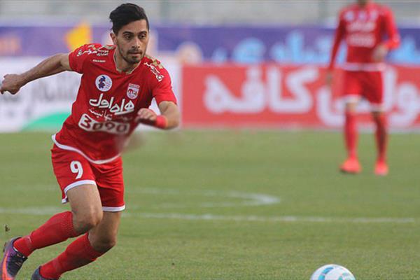 ازشایعه تا واقعیت در اردوگاه پرسپولیس: بازگشت شاه ماهی به پرسپولیس به تعویق افتاد/ستاره لیگ برتر درچند قدمی پرسپولیس