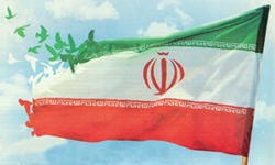 ۱۰ خانواده شهید تجلیل شدند + عکس