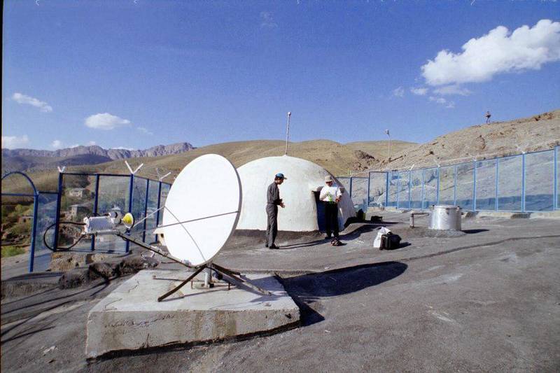آیا میان نصب تجهیزات نظارتی CTBT و ترور دانشمندان هسته‌ای ارتباطی وجود دارد؟ +عکس