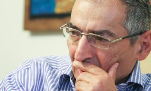 صدبار گزیدگی از یک سوراخ دوباره بی تدبیری مبارک باد