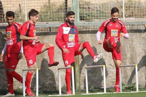 عیدی بازیکنان و باشگاه پرسپولیس به هوادران:بازگشت ستارگان سرخ پوش به پرسپولیس قطعی شد/سه بازیکن تاثیرگذار در پرسپولیس می‌مانند