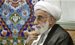 درخواست آیت‌الله جنتی از مسئولین 