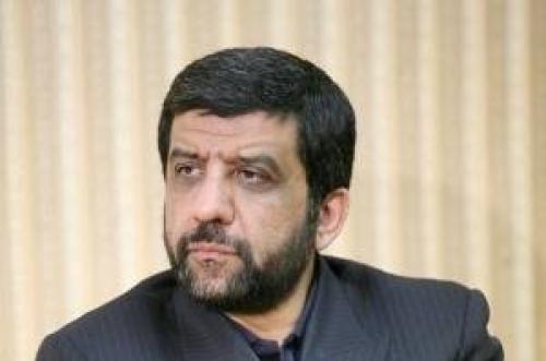  تبلیغ ضرغامی برای نان سنگک+عکس