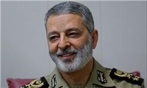 حضور سرلشکر موسوی در آسایشگاه جانبازان امام خمینی