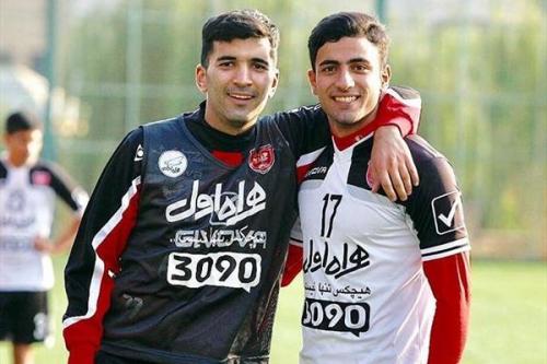 تیرخلاص دوبازیکن جنجالی سرخ پوشان به پرسپولیس:دو ستاره محبوب پرسپولیس تمدید نمی‌کنند/جدایی دوستاره پرحاشیه پرسپولیس قطعی شد