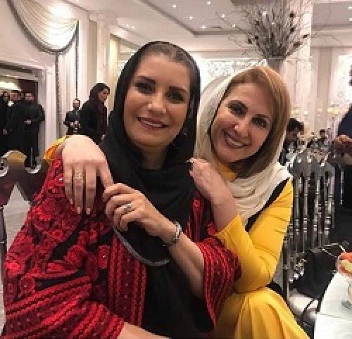 فاطمه گودرزی و فریبا کوثری در مراسم آیین رونمایی از آهنگ جام جهانی