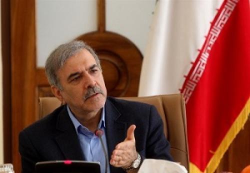 ماجرای کُت خارجی دبیر شورای‌عالی مناطق آزاد/ "مرتضی بانک گفته "اعتقادی به الزام خرید کالای ایرانی ندارم" 
