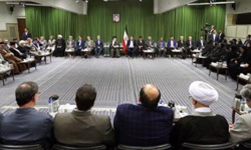 بکوشید شعر فارسی عفیف، حکمت‌آمیز و امیدآفرین باقی بماند