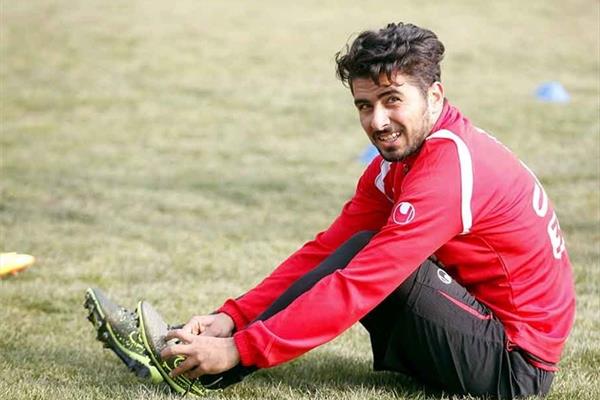 2 تیم اروپایی به‌دنبال هافبک پیشین پرسپولیس