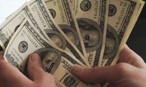 بازار داغ رانت، با دلار 4200 تومانی