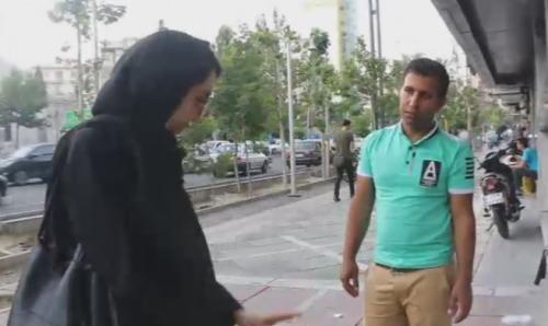 فیلم/چهارسال دست‌فروشی دانشجوی بورسیه در کنار خیابان!
