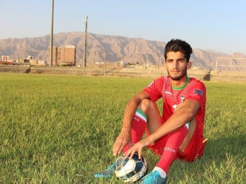 زلزله نقل و انتقالاتی پرسپولیس در لیگ برتر:چهارمین بازیکن جوان جنجالی لیگ برتر رسما به سرخ پوشان پیوست/اغاز طوفان برانکو در نقل وانتقلات