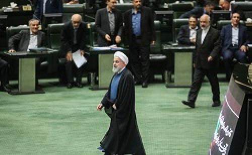 نامه نمایندگان مجلس به روحانی:تیم اقتصادی دولت راسریعا ترمیم کنید