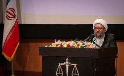سخنرانی رئیس قوه قضائیه آغاز شد