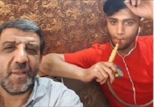 ضرغامی در قهوه خانه آبادان +عکس